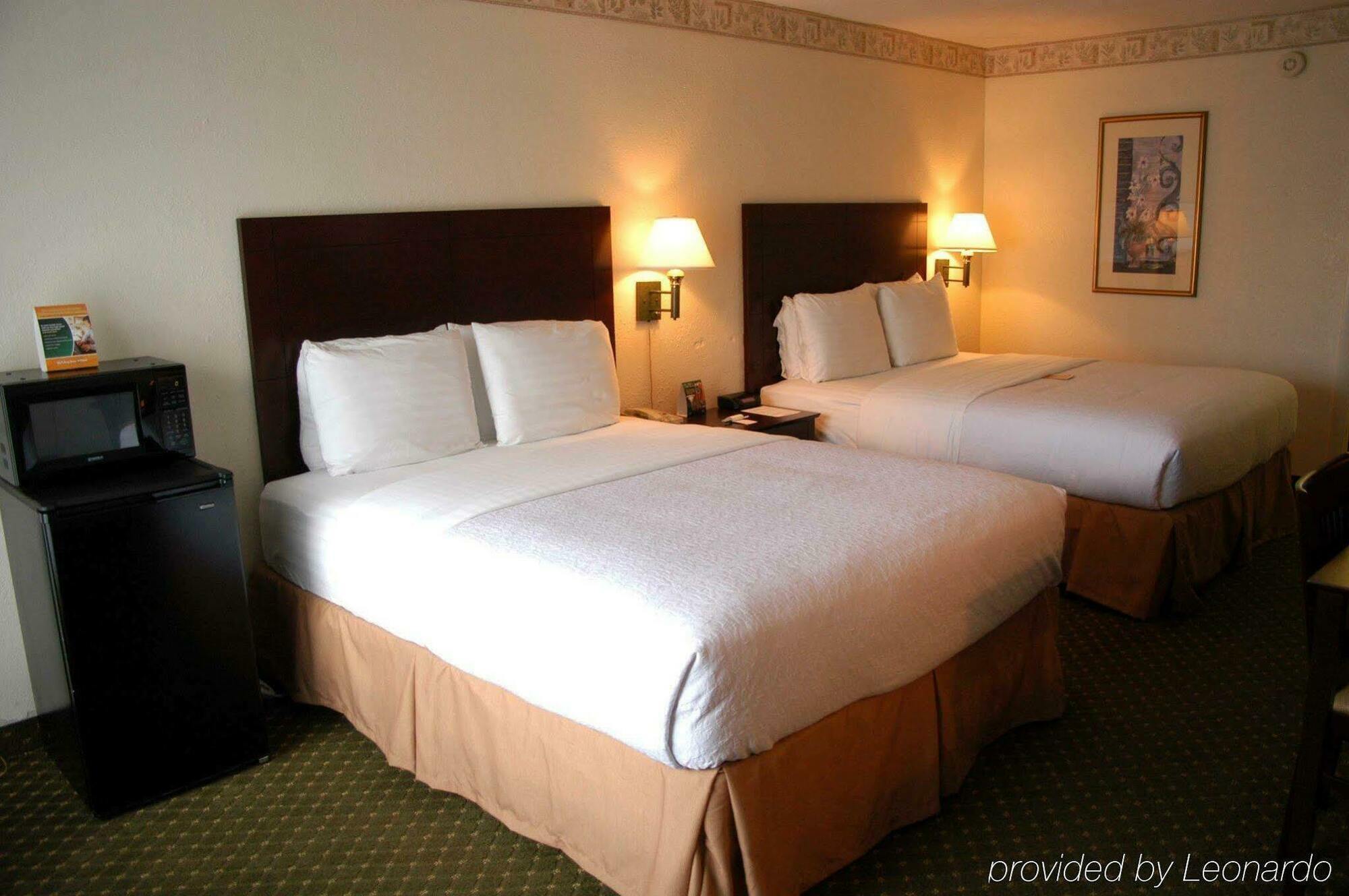 Holiday Inn Express & Suites Lakeland South, An Ihg Hotel Стая снимка